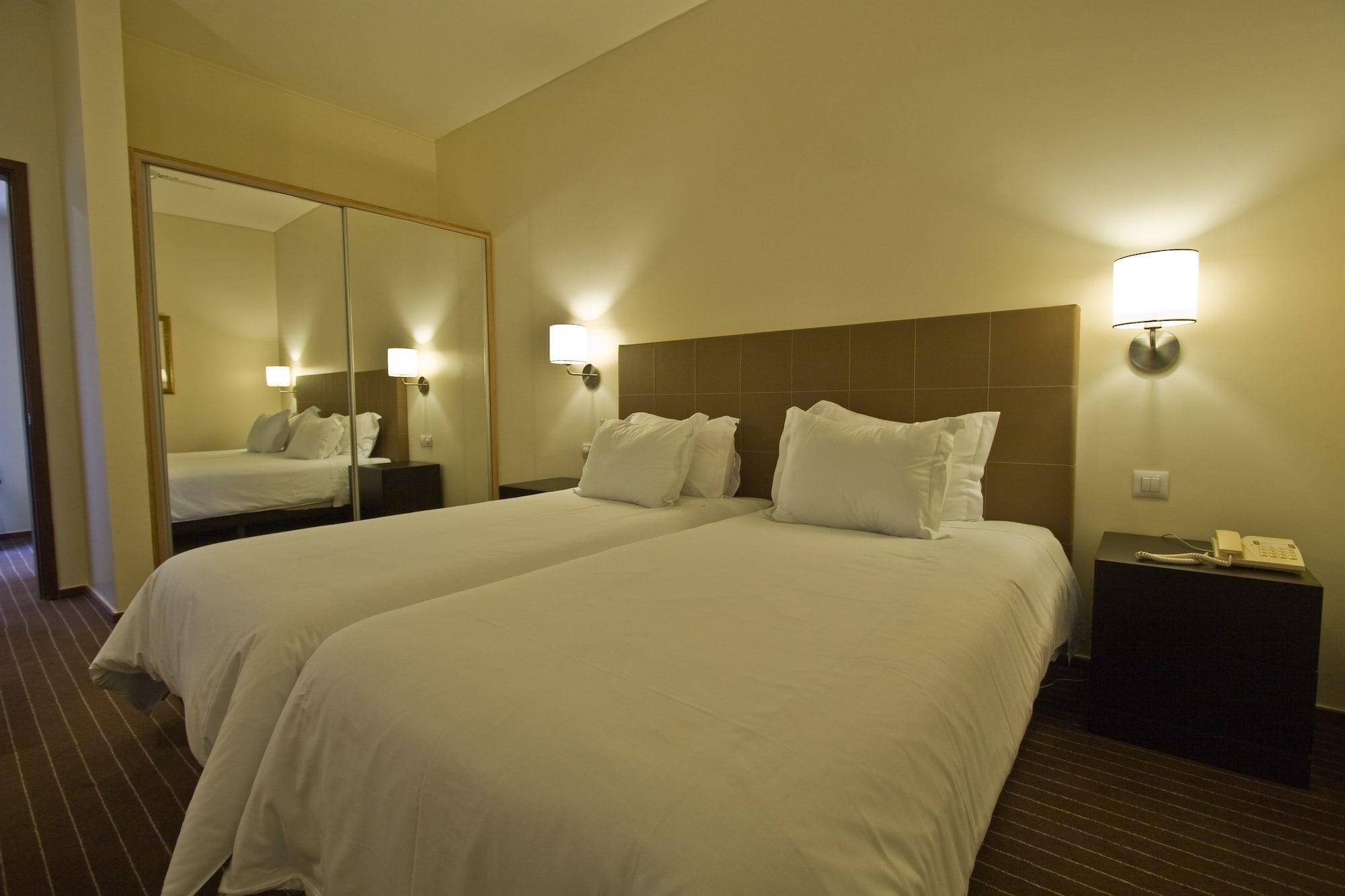 פונשל Hotel Girassol - Suite Hotel מראה חיצוני תמונה